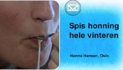 Det er ikke forsket på virkningen av honning mot pollenallergi. Men honning er sunt og godt. Det skader ikke å prøve. Kanskje det hjelper for deg? Det er ikke forsket på virkningen av honning mot pollenallergi. Men honning er sunt og godt. Det skader ikke å prøve. Kanskje det hjelper for deg?