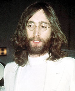 John Lennon ble overvåket av FBI på 70-tallet. Foto: AP Photo.