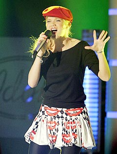 Idol-deltaker Sandra Lyng Haugen sang "My love don't cost a Thing" (Jennifer Lopez) i femte finalerunde, og gikk videre. Foto: Heiko Junge / SCANPIX.