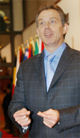Britenes statsminister Tony Blair vil ha folkeavstemning. (Foto: AP/Scanpix)