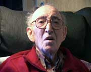- Jeg følger fortsatt med på kampene, men sist gikk det dårlig. Oscar Bernstein - Jeg følger fortsatt med på kampene, men sist gikk det dårlig. Oscar Bernstein