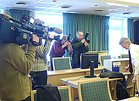Det var stort presseoppbud da saken startet. Foto: Ivar Jensen, NRK.
