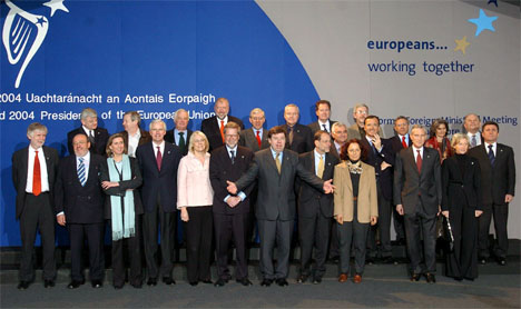 P ministerrdsmtene er det fagministrene som samles. Her EUs utenriksministere under et mte i Irland i april i r. (Foto: AFP/Scanpix)