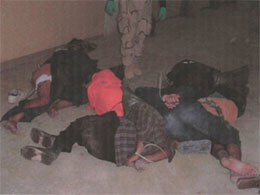 Mishandling av Irak-fanger i Abu Graib-fengselet nær Bagdad. (Foto: New Yorker/AP/Scanpix)