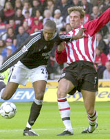 Lundekvam lagde nok trøbbel for Ameobi til at Liverpool er happy. (Foto: www.fablweb.com) 