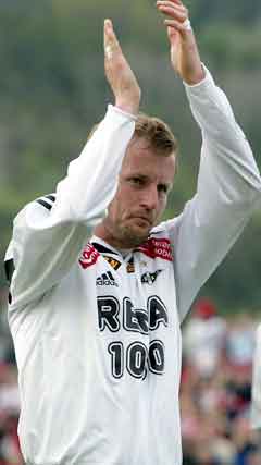 Harald Martin Brattbakk scoret for første gang på ti seriekamper. (Foto: Gorm Kallestad / SCANPIX) Harald Martin Brattbakk scoret for første gang på ti seriekamper. (Foto: Gorm Kallestad / SCANPIX)