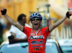 Emanuele Sella vant 11. etappe i Giro. (Foto: Reuters/Scanpix)