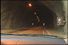 Den planlagte åpninga av Rotsethorntunnelen trues av dårlig brannsikring. Foto: Bernt Baltzersen