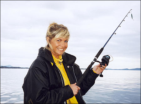 Etter uker med streik og tomme frysedisker, har flere foreldre trukket ut i Oslofjorden på jakt etter fiskepinner. (Monica Skeide Glad) Etter uker med streik og tomme frysedisker, har flere foreldre trukket ut i Oslofjorden på jakt etter fiskepinner. (Monica Skeide Glad)