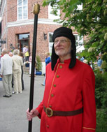 Arne Haakenstuen i gammel vekteruniform (foto: Vera Wold) Arne Haakenstuen i gammel vekteruniform (foto: Vera Wold)