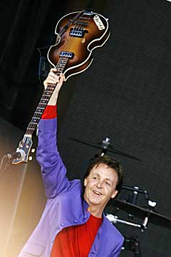 Paul McCartney på Valle Hovin. Foto: Heiko Junge, Scanpix. Paul McCartney på Valle Hovin. Foto: Heiko Junge, Scanpix.