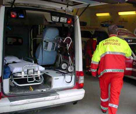 Mannen fikk ikke ambulanse til legevakten, og måtte ordne med egen transport. ( <b>Arkivfoto: </b>Rainer Prang, NRK )