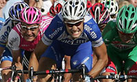 Tour de France ritterne ved mål. Foto: PHOTO JOEL SAGET. Tour de France ritterne ved mål. Foto: PHOTO JOEL SAGET.