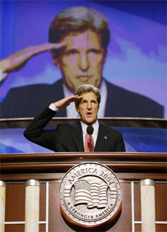 John Kerry stod frem som handlekraftig og bestemt under sin tale i Boston i natt. (Foto: AP/Scanpix)