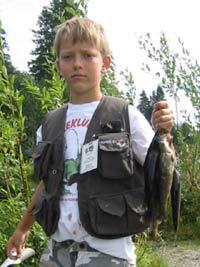 Mattis Rundberget fra Flisa hadde fiskelykke. Mattis Rundberget fra Flisa hadde fiskelykke.