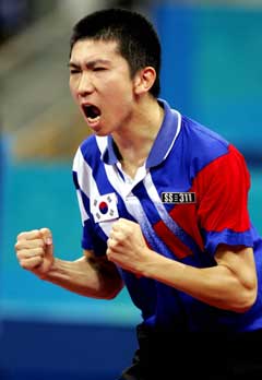 Ryu Seung Min jubler etter seieren. (Foto: Reuters/Scanpix)