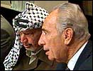 Utenriksminister Shimon Peres og president Yasir Arafat har gått mange runder i ringen.