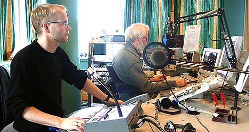 Bjarne (t.v.) og Nils sender halvannen times landsdelssending fra K4.