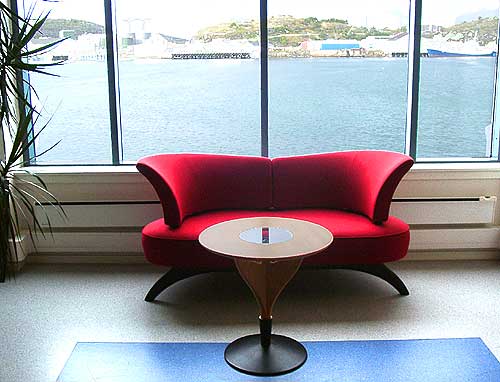 Stilig sofa - like utenfor studio