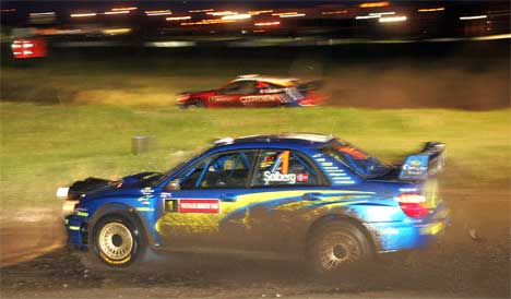Solberg og Loeb kjørte mot hverandre i den første fartsprøven. Foto: SCANPIX/REUTERS/Paul McErlane Solberg og Loeb kjørte mot hverandre i den første fartsprøven. Foto: SCANPIX/REUTERS/Paul McErlane