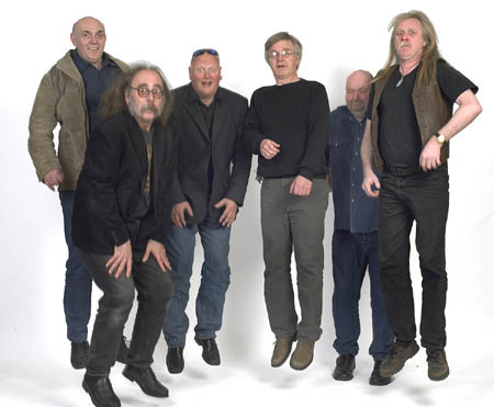 Fra venstre: Helge Grønhaug, "Kassa" Olsen, Frode Alnæs, Erling Hjertnes, Arne Grønhaug, Yngve Jacobsen