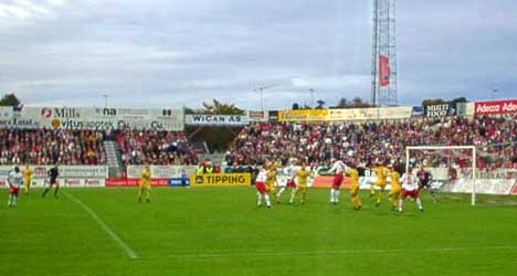 FFK dominerte fullstendig i første omgang og slapp aldri Bodø Glimt til. Hjemmelaget noterte fire scoringer, men tre ble annulert for offside. Foto: Rainer Prang, NRK. FFK dominerte fullstendig i første omgang og slapp aldri Bodø Glimt til. Hjemmelaget noterte fire scoringer, men tre ble annulert for offside. Foto: Rainer Prang, NRK.