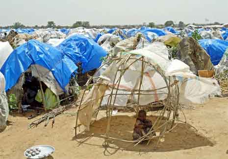 Tusenvis har flyktet fra herjingene i Darfur-regionen i Sudan. Foto: Scanpix.