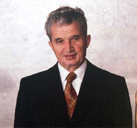 MINNER: Lukasjenkos oppskrift minner om Ceausescus oppskrift i Romania. (Foto: Scanpix)