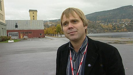 Gjermund Jamtveit skal få fart på Notodden. Han har kjøpt Norsk Hydros gamle industrianlegg. Gjermund Jamtveit skal få fart på Notodden. Han har kjøpt Norsk Hydros gamle industrianlegg.