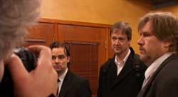 Fra venstre advokat Tom Ovesen, advokat John Chr. Elden og bistandsadvokat Roar Edvardsen.