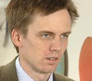Statssekretær Jan Otto Risebrobakken synes ikke det er riktig å prioritere 90 millioner kroner til dette. Han ønsker ikke kommentere søknaden Kreftregisteret skal sende om å få starte et pilotprosjekt. Statssekretær Jan Otto Risebrobakken synes ikke det er riktig å prioritere 90 millioner kroner til dette. Han ønsker ikke kommentere søknaden Kreftregisteret skal sende om å få starte et pilotprosjekt.
