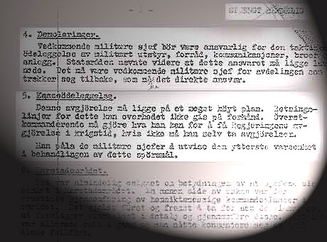 Møtereferatet fra 1951 sier at øverstkommanderende kunne ta en beslutning om masseødeleggelser i Finnmark, dersom regjeringen ikke kunne ta beslutningen. 