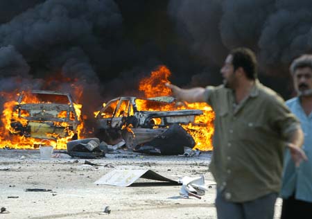 Knapt en dag går uten at Bagdads befolkning blir utsatt for dødelige bomber. (Foto: A. Al-Rubaye, AFP)