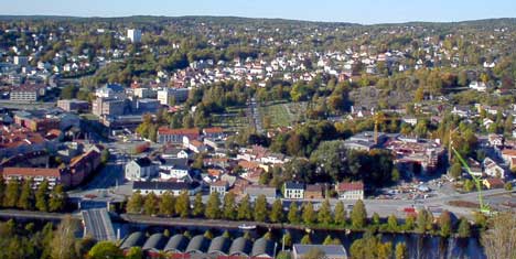 Fire millioner mindre kommer inn i kommunekassen når flertallspartiene i Halden ønsker å senke eiendomsskatten og redusere bunnfradraget. Foto: Rainer Prang, NRK.