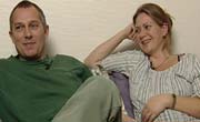 Elisabeth var utmattet og sa opp jobben sin. Hun føler hun har fått en ny ro og mener det er viktig å skrelle livet på måten de har gjort. Elisabeth var utmattet og sa opp jobben sin. Hun føler hun har fått en ny ro og mener det er viktig å skrelle livet på måten de har gjort.