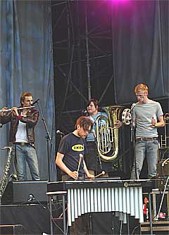 Jaga Jazzist, her på Norwegian Wood i 2002, skal på festival i England i sommer. Foto: Scanpix.