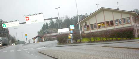 Det svenske Tullverket vil overvåke trafikken ved grenseovergangen på Svinesund. Foto: Rainer Prang, NRK