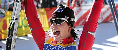Marit Bjørgen er Norges store medaljehåp - og innfrir hun hører du det direkte i NRK P1 - hver eneste gang hun er i medaljekamp. (Foto: Scanpix/Ørn E. Borgen) 