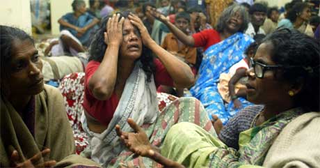 Hjemløse i India sørger over sine døde (Scanpix/AP)