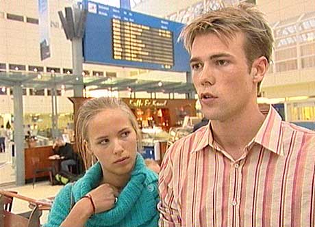 Sunniva Slettebakken (18) og kjæresten Gisle Helleseth (21)kom tilbake til Bergen i formiddag. Foto: Dag Harald Kvammen Andersen/ NRK.