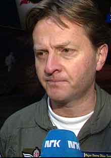 Flylege Hans Olav Samdal kom med ambulanseflyet til Gardermoen i dag tidlig. Foto: NRK Flylege Hans Olav Samdal kom med ambulanseflyet til Gardermoen i dag tidlig. Foto: NRK