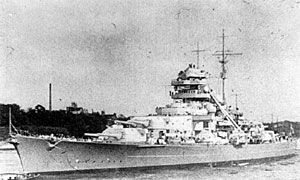 Slagskipet «Tirpitz» var mål for flere allierte angrep. (Foto: US Naval Historical Center)
