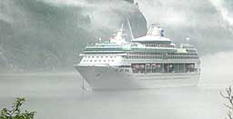 Fleire turistar til Aurland. Arkivfoto NRK Fleire turistar til Aurland. Arkivfoto NRK