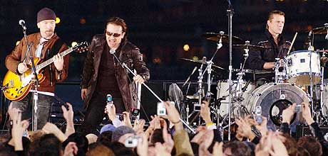 U2 er på verdensturné og kommer til Oslo 27. juli.Foto: Bryan Bedder, AFP