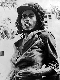 Robert Nesta Marley kollapset på scenen under en konsert i Madison Square Garden i New York 11. mai 1981 og døde. Foto: AP Photo / Island Records. Robert Nesta Marley kollapset på scenen under en konsert i Madison Square Garden i New York 11. mai 1981 og døde. Foto: AP Photo / Island Records.