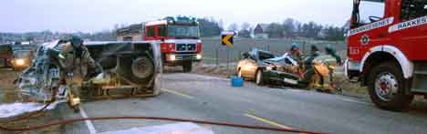 Fire personer ble skadet i denne ulykken på riksvei 22 i Degernes 8.februar ( Foto: Calle Larsson, NRK )