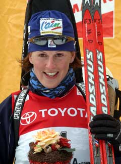 Sandrine Bailly tok sin andre seier på tre dager i Pokljuka. (Foto: AP/Scanpix) Sandrine Bailly tok sin andre seier på tre dager i Pokljuka. (Foto: AP/Scanpix)