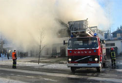 Alle leiligheter og hybler ble skadd. Foto: Vera Wold, NRK