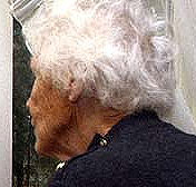 92 åringen tok tyren ved hornene og gikk direkte til ordføreren (Ill.foto. Foto Scanpix). 92 åringen tok tyren ved hornene og gikk direkte til ordføreren (Ill.foto. Foto Scanpix).