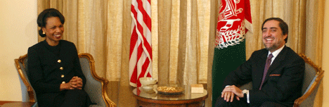 USAs utenriksminister Condoleezza Rice møtte i dag Afghanistans utenriksminister Abdullah Abdullah. Foto: AP/Scanpix.